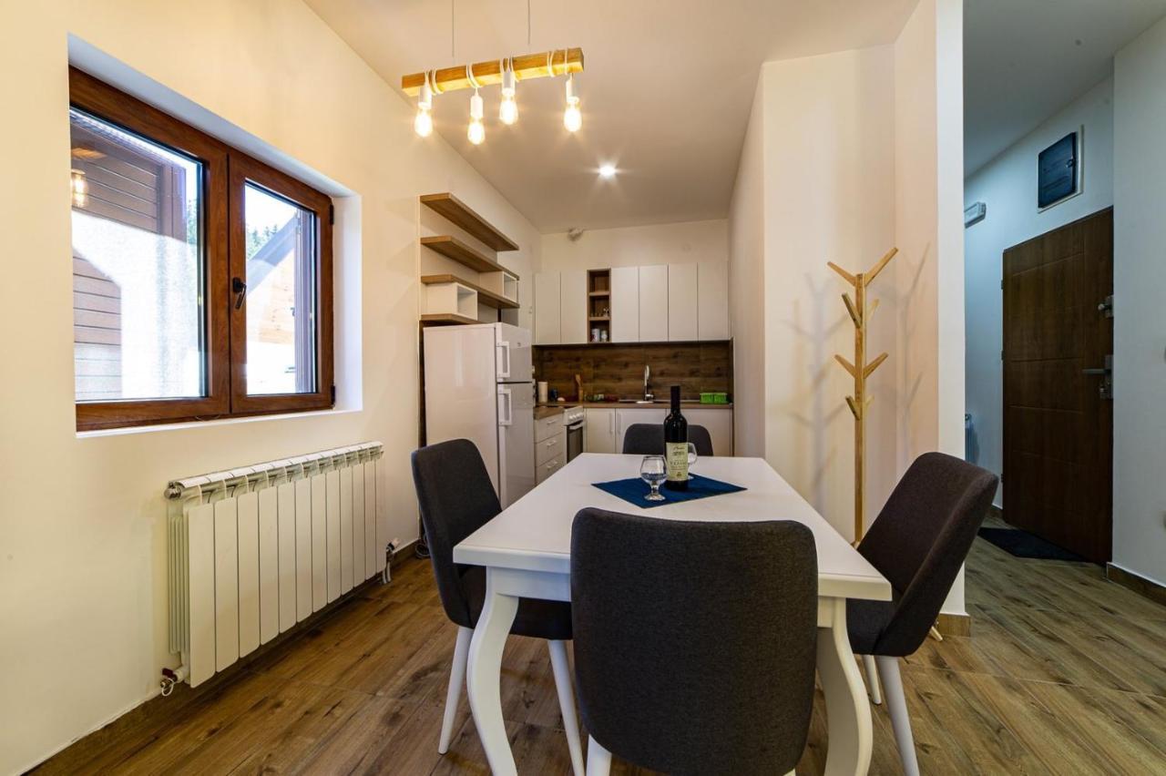 Turisticki Apartmani “Kraljeva Stolica” Žabljak Esterno foto