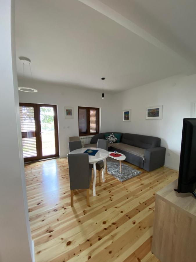 Turisticki Apartmani “Kraljeva Stolica” Žabljak Esterno foto